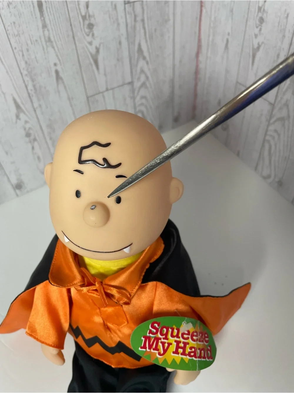 Charlie Brown Halloween Dracula Decor with Music Peanuts